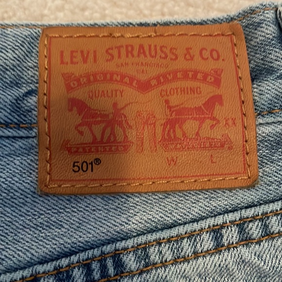 Levi’s jeans vintage shorts - Picture 3 of 3